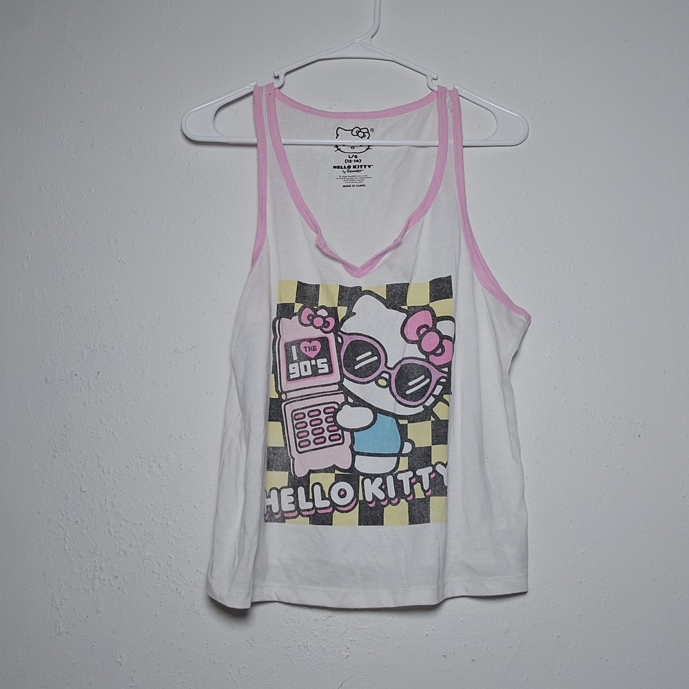 Hello Kitty‎ White and Pink Graphic Tee - Picture 4 of 4